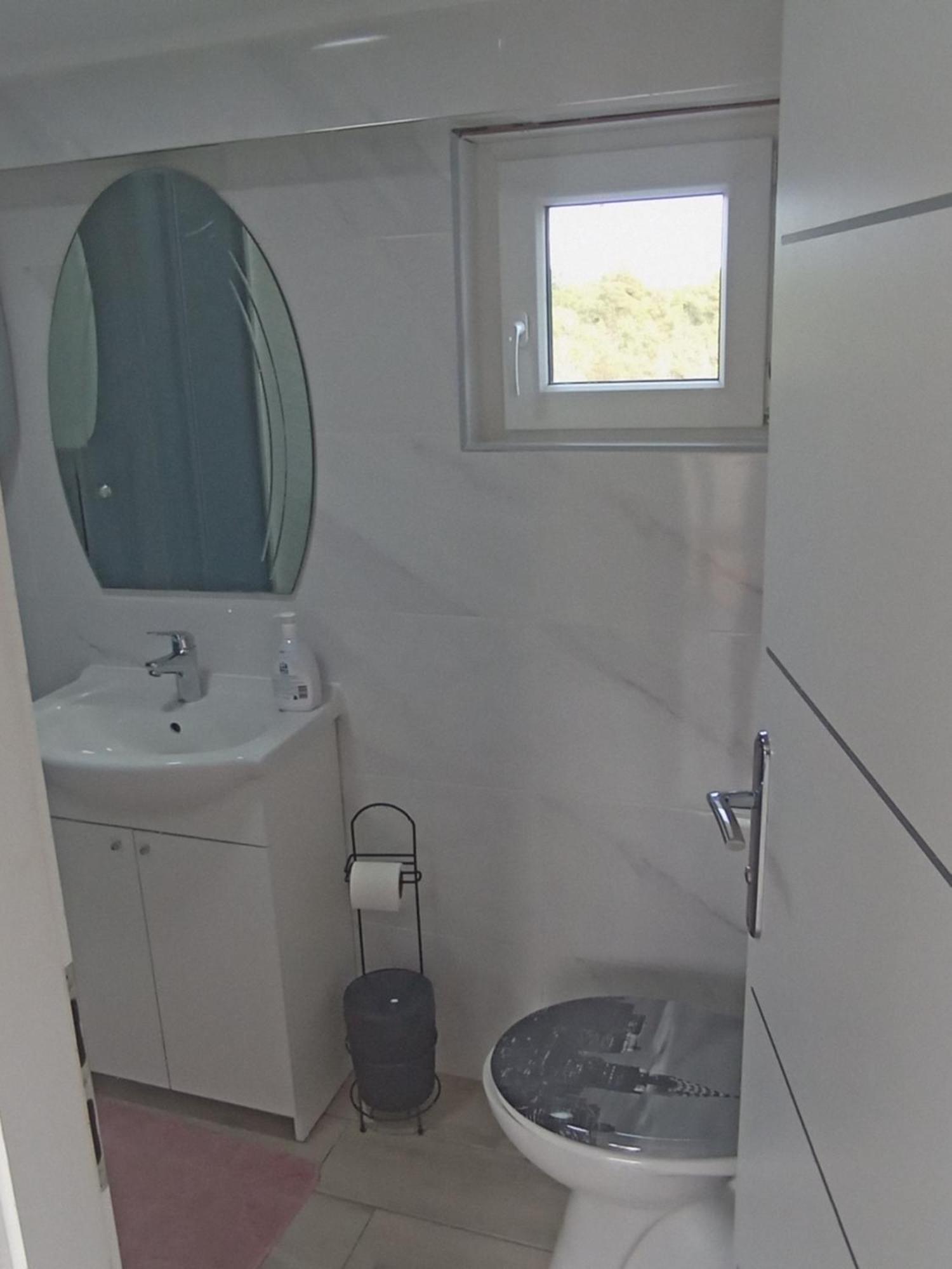 Apartman Lana Лозовац Екстериор снимка